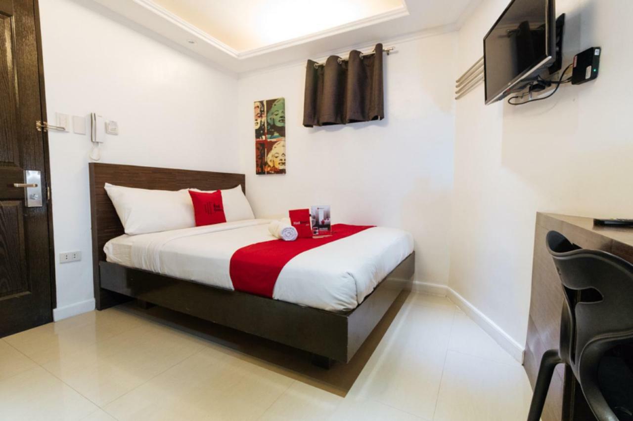 Reddoorz Plus @ Poblacion Makati Makati City Kültér fotó